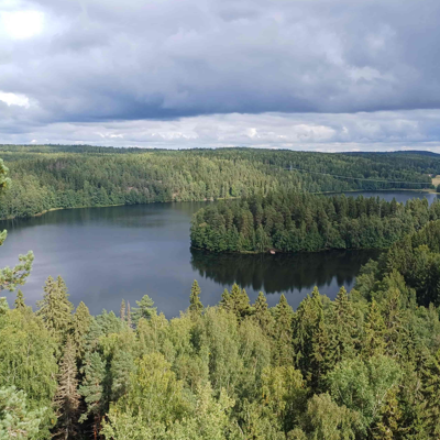 Luennot, teemapäivät, retket ja juhlat